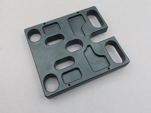 Unterlegplatten 13,6 x 15,0 x 1,8 cm für Markisenmontage